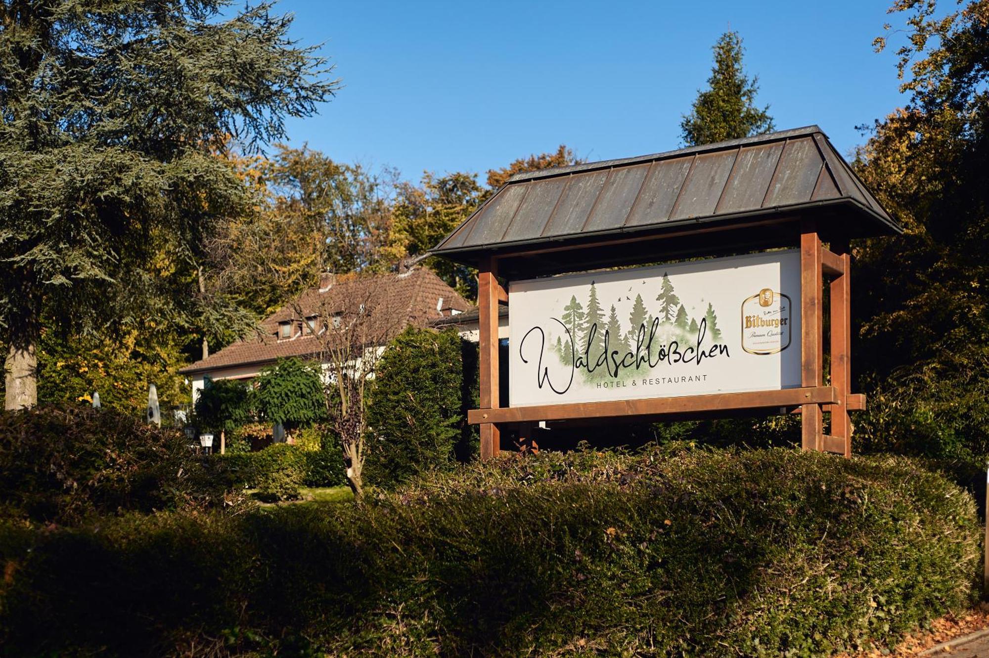Hotel Restaurant Waldschloesschen Lienen Exterior foto